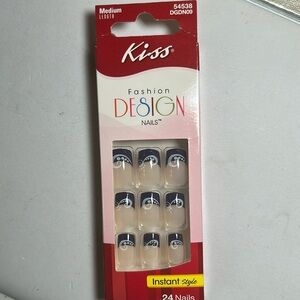 Kiss Fashion Design Nails